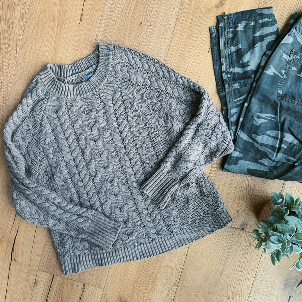 Aerie crop knit sweater in color camel size XS